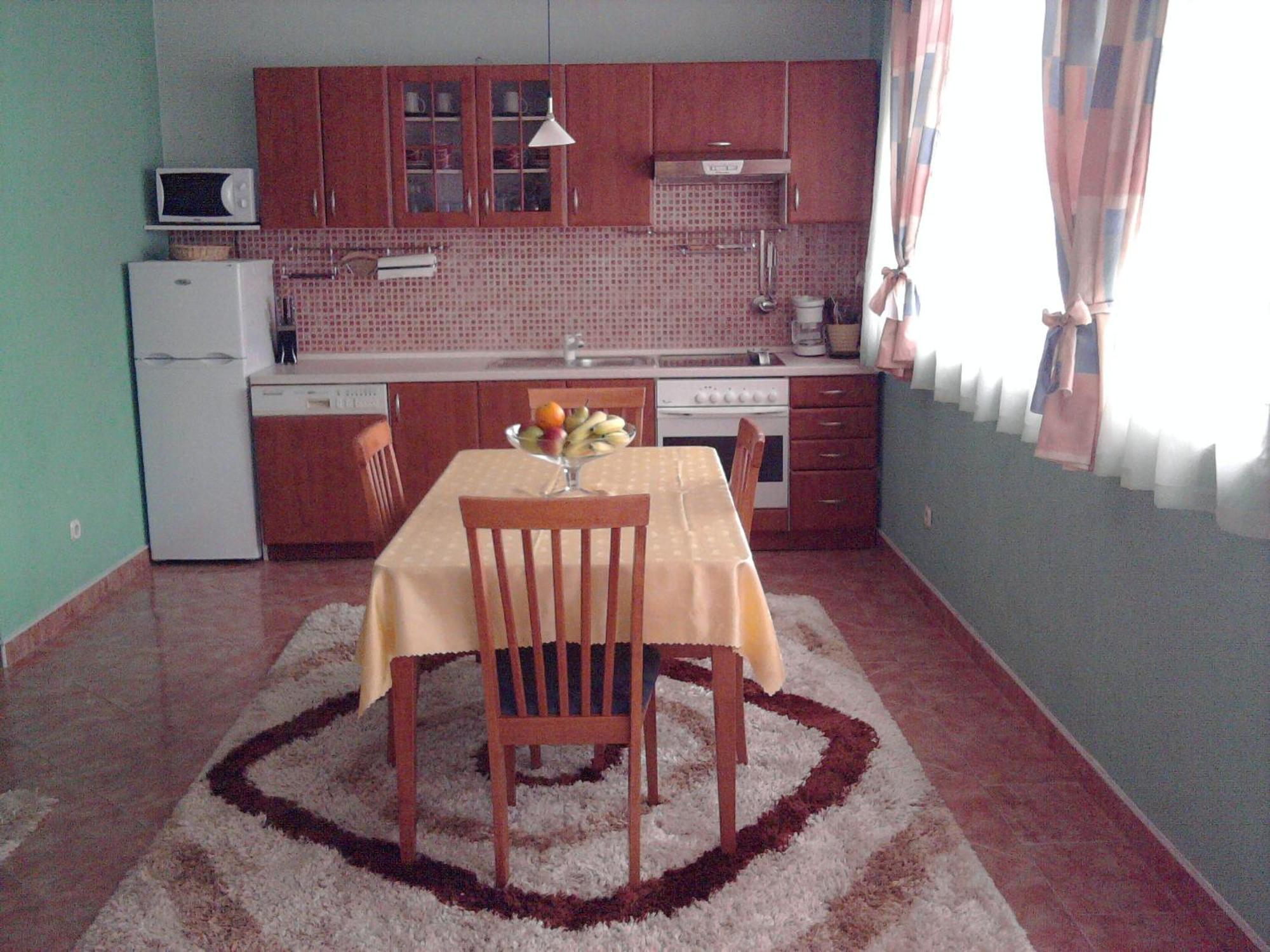 Pansion Ivana Baska Voda Luaran gambar