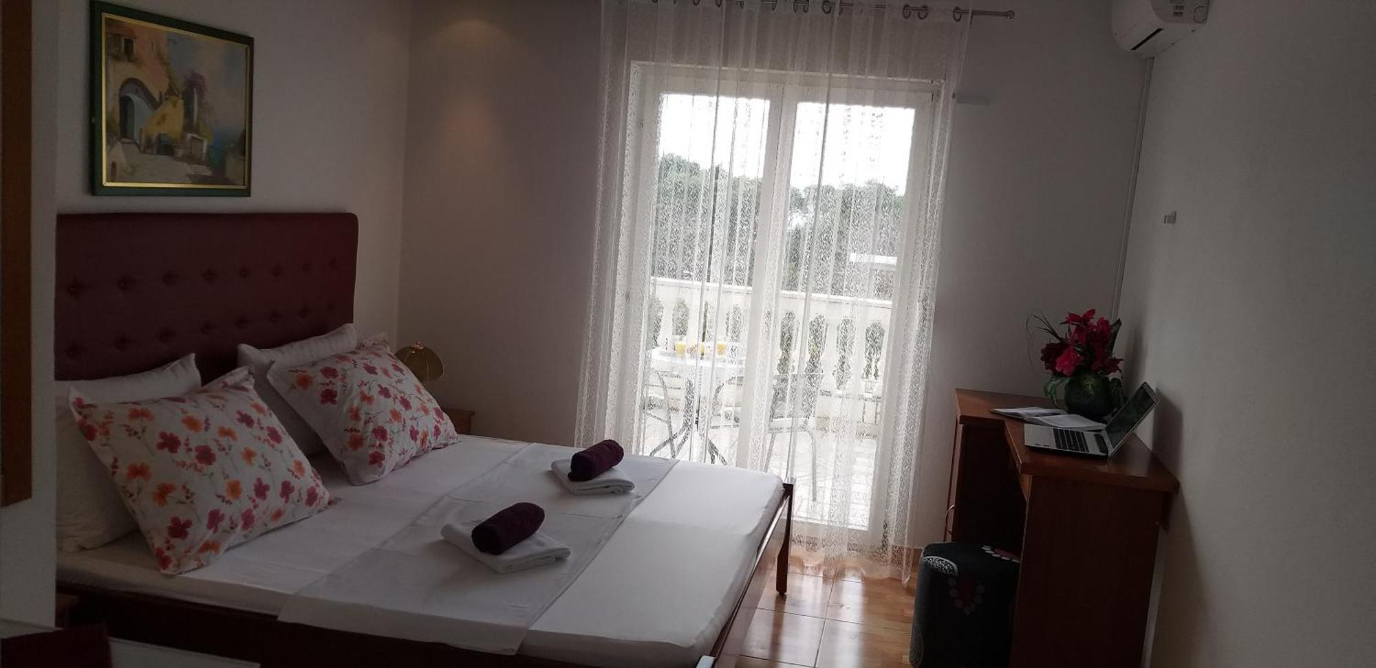 Pansion Ivana Baska Voda Luaran gambar