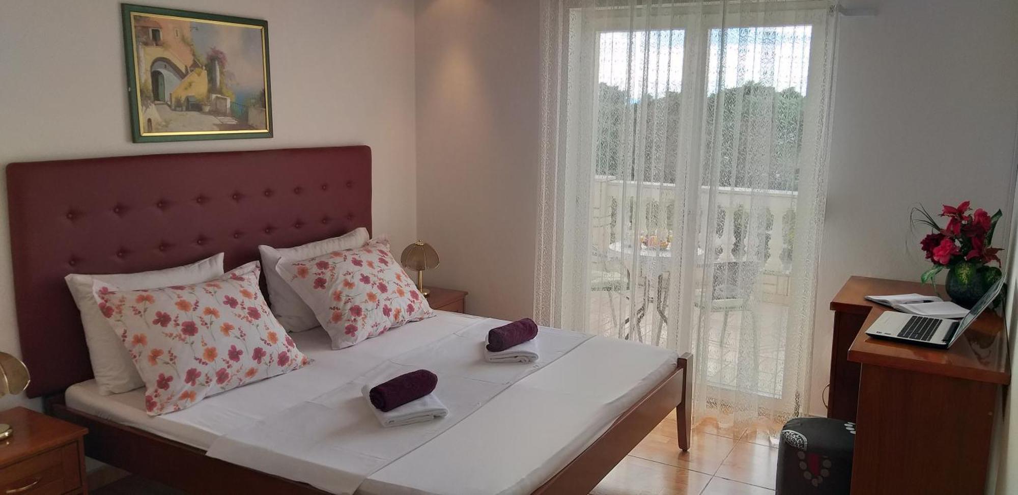 Pansion Ivana Baska Voda Luaran gambar