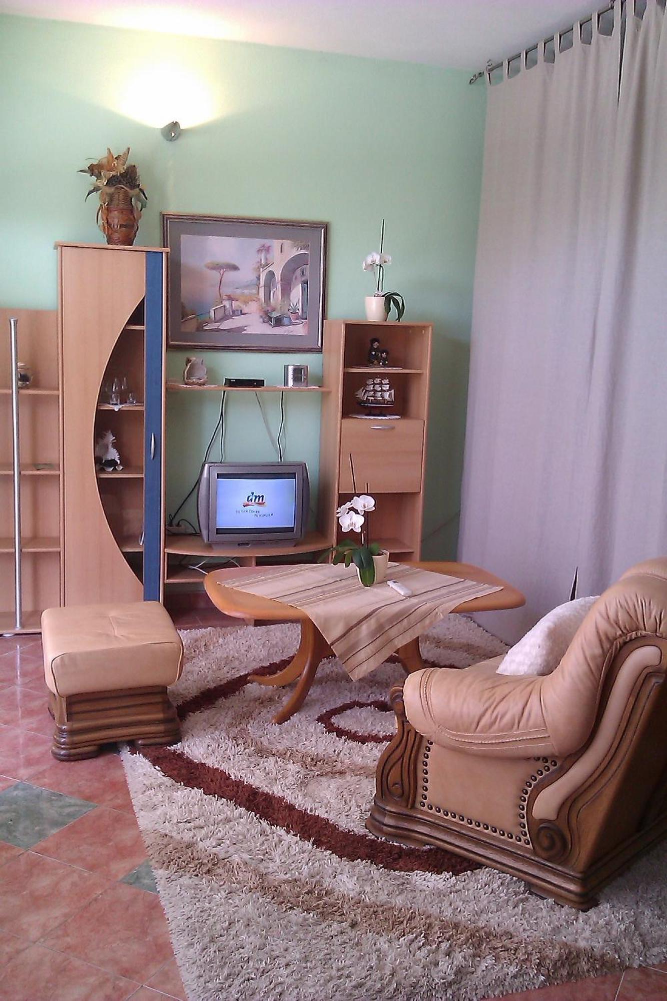 Pansion Ivana Baska Voda Bilik gambar